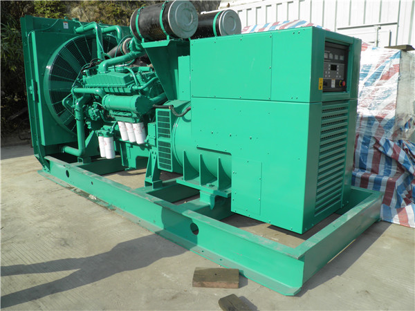 盘锦发电车出租-柴油发电机散热器怎样散热