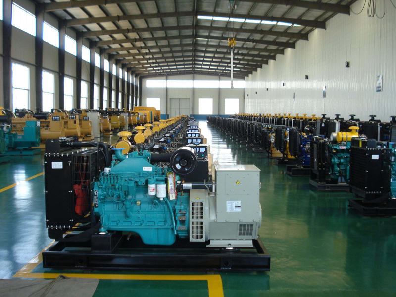 盘锦租赁发电机-柴油发电机组冒蓝烟、冒黑烟、冒白烟故障分析