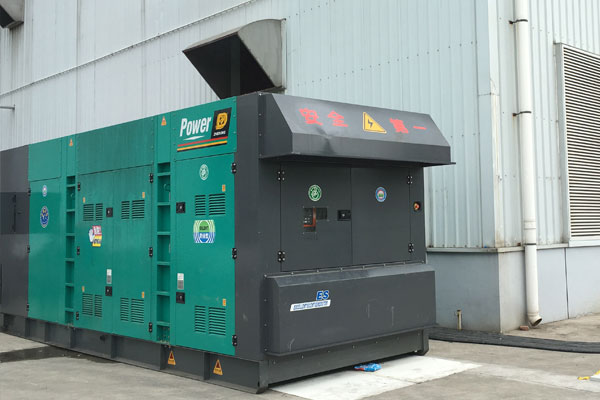 盘锦燃油滤清器的更换流程是怎样的？