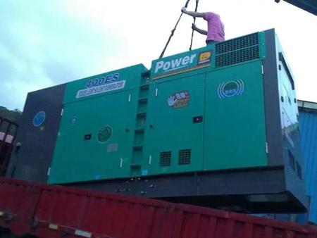 盘锦柴油发电机组转速不稳定时，如何对发动机进行维护？