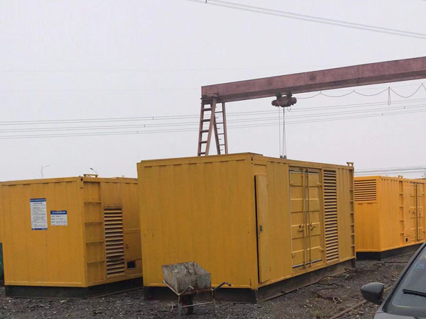 盘锦100kw柴油发电机组每小时油耗？