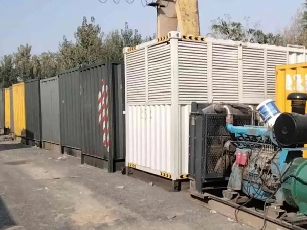 盘锦200KW柴油发电机机组每小时油耗是多少？